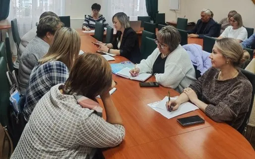 21 октября 2025 года в актовом зале администрации муниципального округа финансовым управлением администрации было проведено совещание с руководителями муниципальных учреждений. Тема собрания : « Итоги 2025 года. Методика планирования бюджетных ассигнований на 2026-2028 годы».